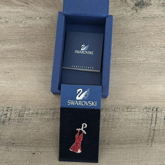 NWT Swarovski Red Dress Pin - Picture 3 of 3